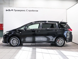 Минивэн Toyota Wish 2010 года, 1210000 рублей, Красноярск