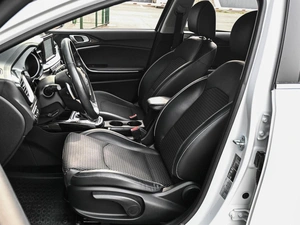 Универсал Kia Ceed 2019 года, 1899000 рублей, Кирилловка