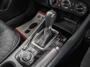 Седан Mazda Axela 2015 года, 1325000 рублей, Красноярск