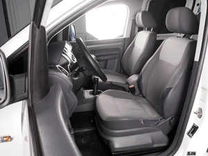 Минивэн Volkswagen Caddy 2012 года, 995000 рублей, Красный Пахарь