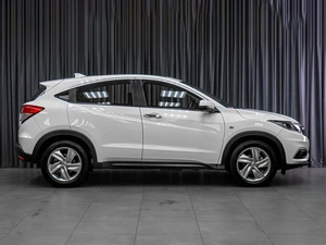 Внедорожник Honda Vezel 2021 года, 2109000 рублей, Тюмень