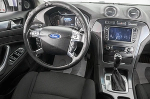 Седан Ford Mondeo 2011 года, 749000 рублей, Барнаул