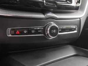 Внедорожник Volvo XC60 2018 года, 2888000 рублей, Тюмень