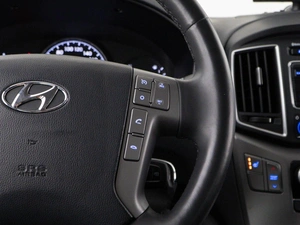 Минивэн Hyundai H-1 2019 года, 3388888 рублей, Москва