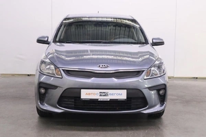 Седан Kia Rio 2017 года, 1400000 рублей, Брянск