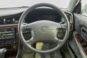 Седан Toyota Mark II 2000 года, 749000 рублей, Барнаул