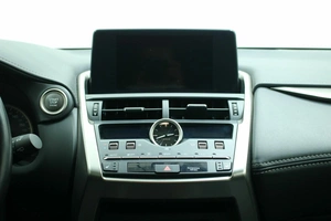 Внедорожник Lexus NX 2019 года, 3990000 рублей, Красноярск