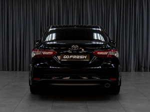 Седан Toyota Camry 2019 года, 2799000 рублей, Тюмень