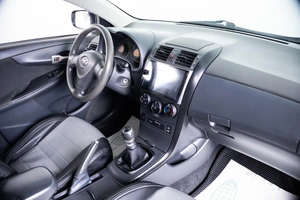 Седан Toyota Corolla 2009 года, 899000 рублей, Пермь