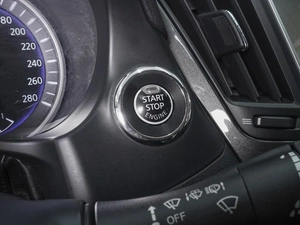 Седан Infiniti Q50 2017 года, 1999000 рублей, Ростов-на-Дону