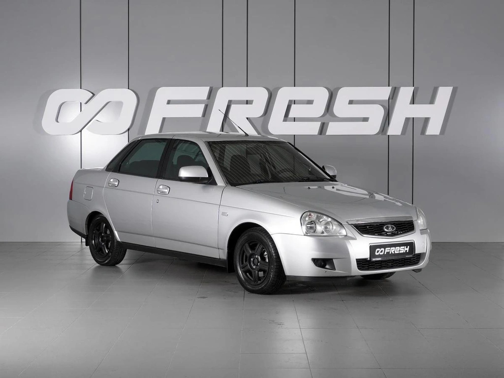Седан ВАЗ (LADA) Priora 2011 года, 630000 рублей, Красный Пахарь
