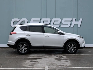 Внедорожник Toyota RAV4 2016 года, 2199000 рублей, Большой Сочи
