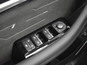 Внедорожник Geely Monjaro 2024 года, 3650100 рублей, Казань