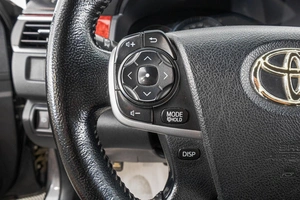 Седан Toyota Camry 2012 года, 1599000 рублей, Барнаул