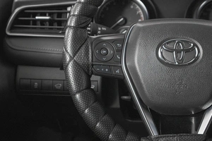 Седан Toyota Camry 2021 года, 2899000 рублей, Кемерово
