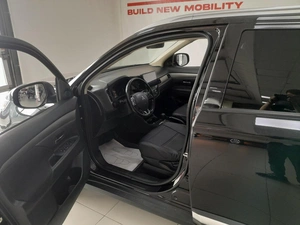 Внедорожник Mitsubishi Outlander 2016 года, 1915000 рублей, Смоленск