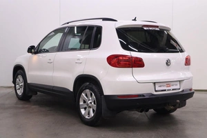 Внедорожник Volkswagen Tiguan 2013 года, 1375000 рублей, Брянск
