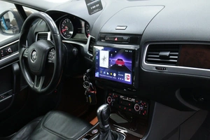 Внедорожник Volkswagen Touareg 2012 года, 2058000 рублей, Солонцы