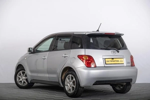Хетчбэк Toyota Ist 2003 года, 499000 рублей, Томск