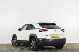 Хетчбэк Mazda MX-30 2020 года, 2349000 рублей, Тюмень