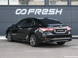 Седан Toyota Camry 2023 года, 3389000 рублей, Кирилловка