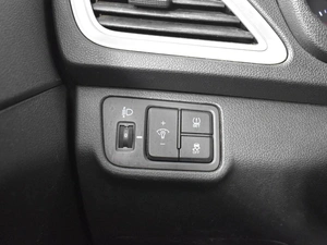 Седан Hyundai Solaris 2019 года, 759900 рублей, Казань