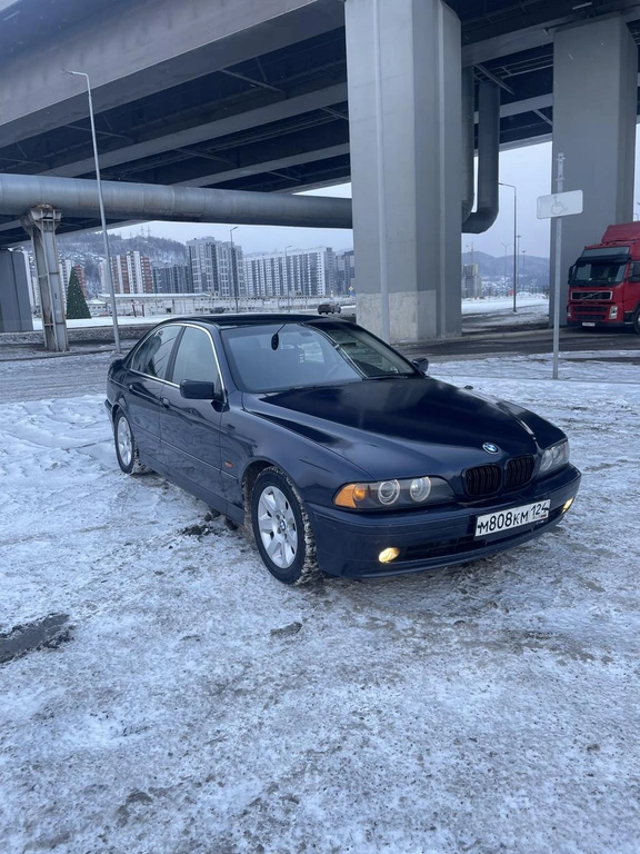 Седан BMW 5 серия 2001 года, 680000 рублей, Красноярск
