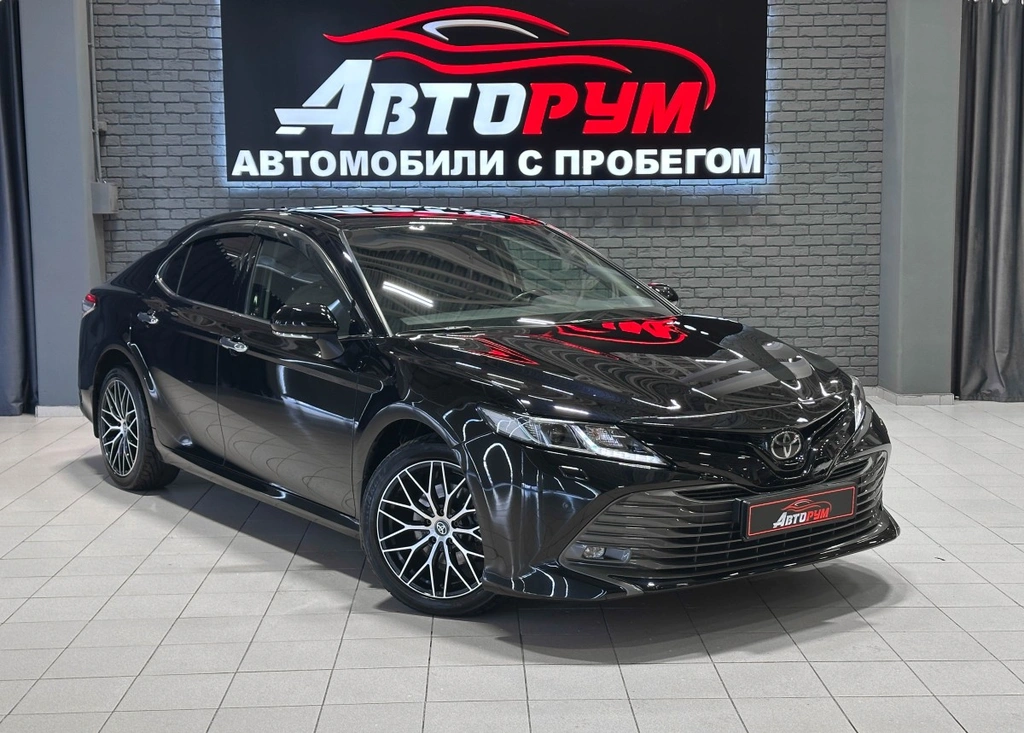 Седан Toyota Camry 2018 года, 2730000 рублей, Красноярск