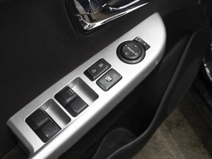 Хетчбэк Kia Rio 2012 года, 840000 рублей, Омск