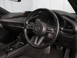 Хетчбэк Mazda 3 2022 года, 2250000 рублей, Омск
