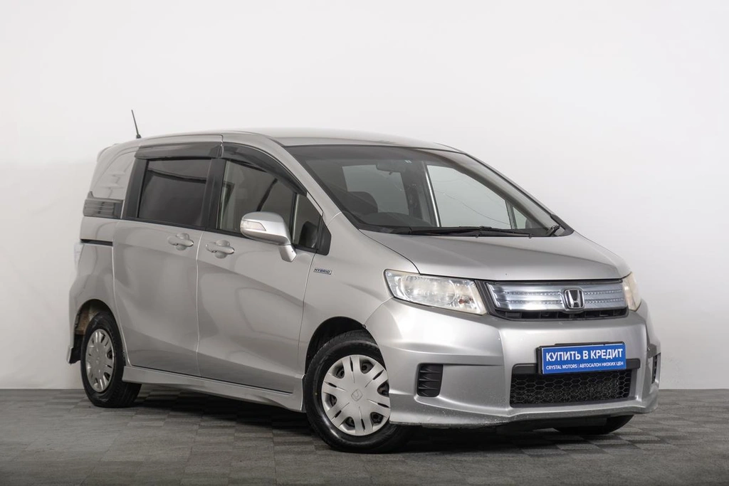 Минивэн Honda Freed 2012 года, 999000 рублей, Томск