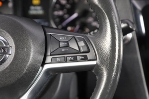 Внедорожник Nissan Rogue 2017 года, 2019000 рублей, Новосибирск