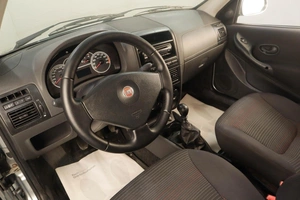 Седан Fiat Albea 2010 года, 439000 рублей, Челябинск