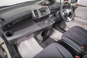 Минивэн Honda Freed 2012 года, 1099000 рублей, Томск