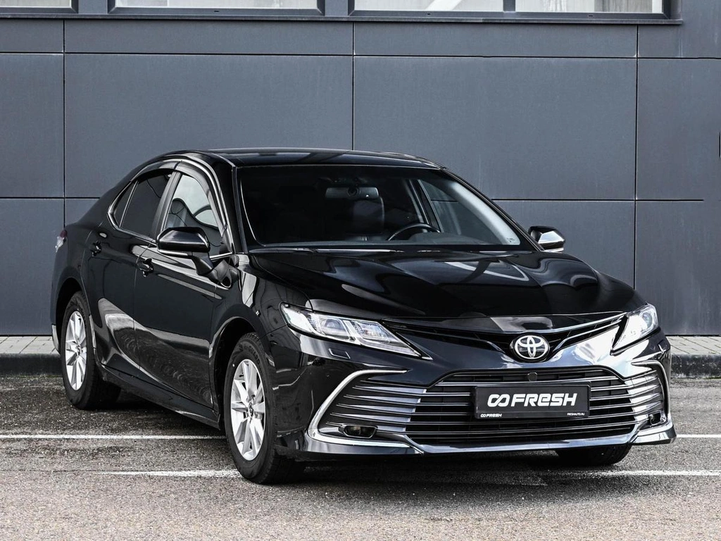 Седан Toyota Camry 2019 года, 2599000 рублей, Кирилловка