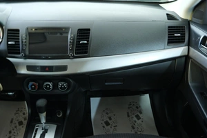 Седан Mitsubishi Lancer 2007 года, 899000 рублей, Омск