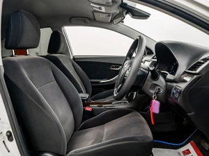Седан Toyota Allion 2017 года, 1550000 рублей, Красноярск