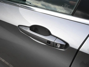 Внедорожник Mitsubishi Outlander 2023 года, 3850000 рублей, Волгоград