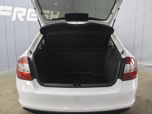 Лифтбек Skoda Rapid 2014 года, 920000 рублей, Омск