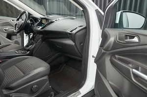 Внедорожник Ford Kuga 2018 года, 1799000 рублей, Красноярск