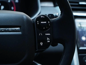Внедорожник Land Rover Discovery 2019 года, 4768888 рублей, Москва