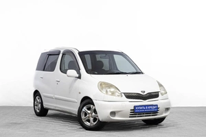 Минивэн Toyota Funcargo 2003 года, 289000 рублей, Барнаул