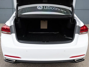 Седан Hyundai Genesis 2016 года, 1870000 рублей, Краснодар