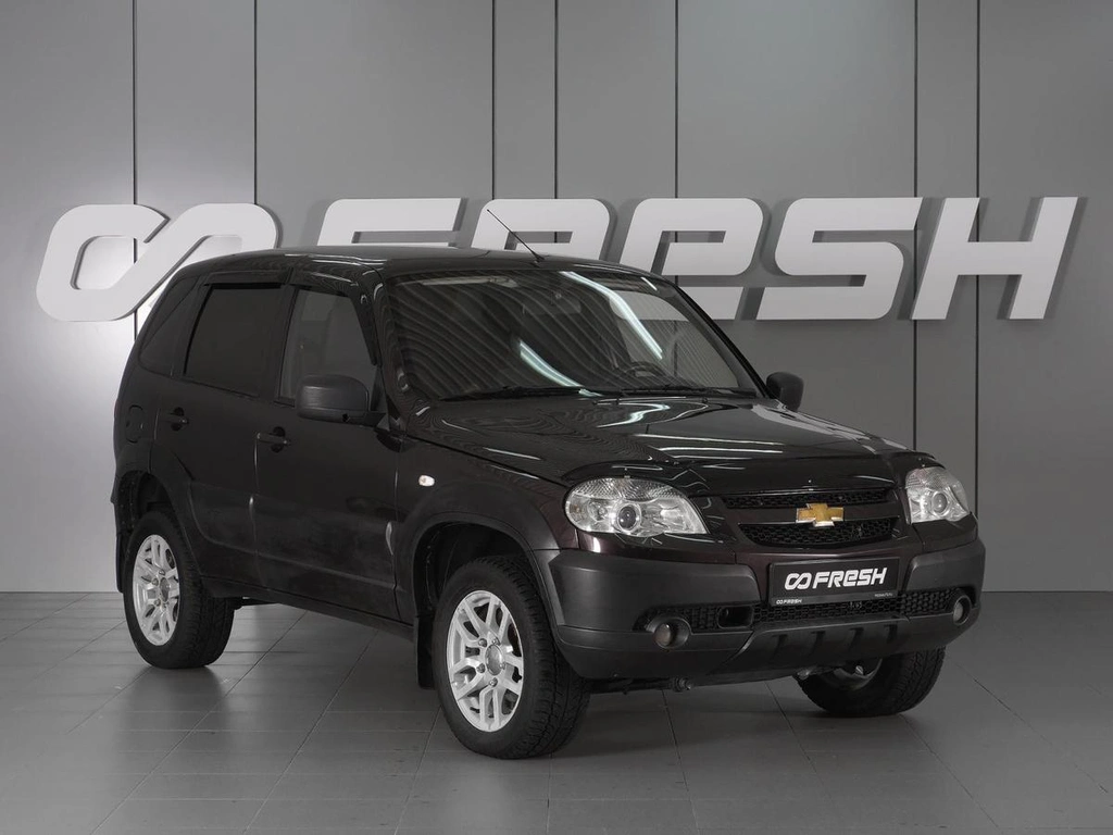 Внедорожник Chevrolet Niva 2014 года, 625000 рублей, Красный Пахарь
