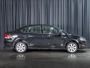 Седан Volkswagen Polo 2014 года, 975000 рублей, Волгоград