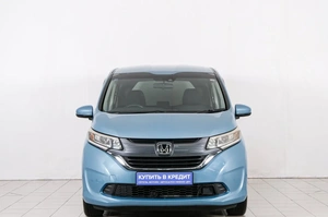 Минивэн Honda Freed 2018 года, 1589000 рублей, Красноярск