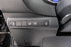 Седан Toyota Corolla 2019 года, 1899000 рублей, Красноярск