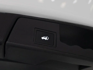 Внедорожник Toyota RAV4 2025 года, 4249000 рублей, Тюмень