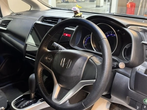 Хетчбэк Honda Fit 2017 года, 947000 рублей, Красноярск