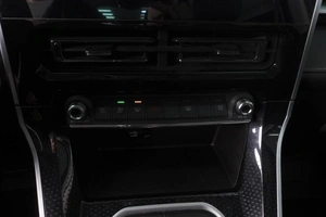 Внедорожник Haval M6 2024 года, 1789000 рублей, Красный Пахарь